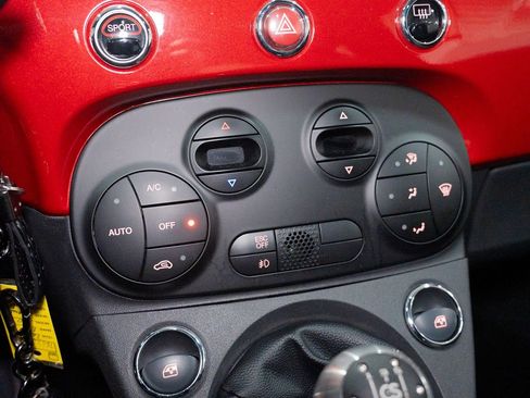 Used 2012 FIAT 500 Sport w/ Safety & Convenience Pkg image 30