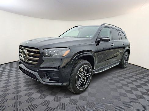 Used 2026 Mercedes-Benz GLS 450 4MATIC image 1
