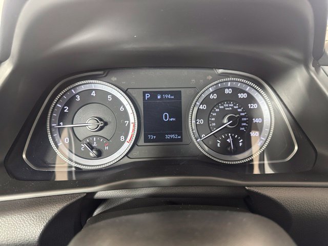 Used 2023 Hyundai Sonata SE w/ Preferred Accessory Package FWD image 17