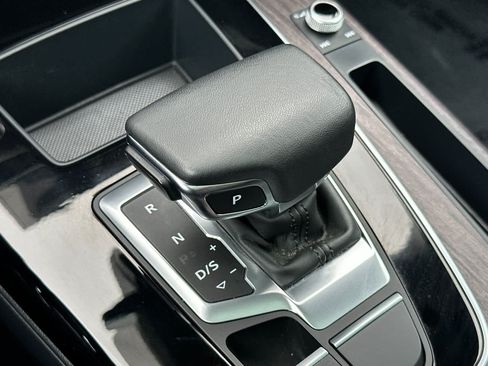 Used 2023 Audi Q5 2.0T Premium AWD/4WD image 22