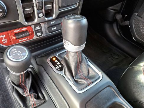 Used 2021 Jeep Wrangler Unlimited Rubicon image 14