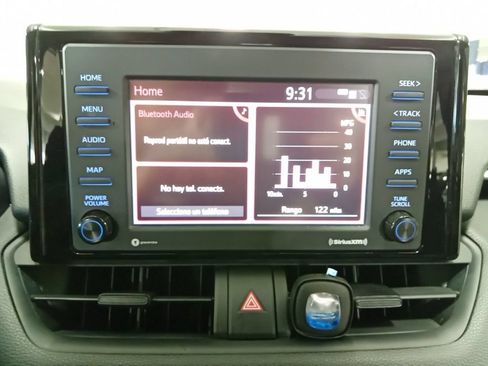 Used 2021 Toyota RAV4 XLE AWD/4WD image 15