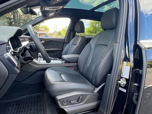 Used 2020 Audi Q7 3.0T Premium Plus w/ Premium Plus Package AWD/4WD image 29