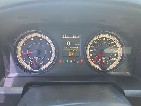 Used 2021 RAM 1500 Classic SLT AWD/4WD image 19