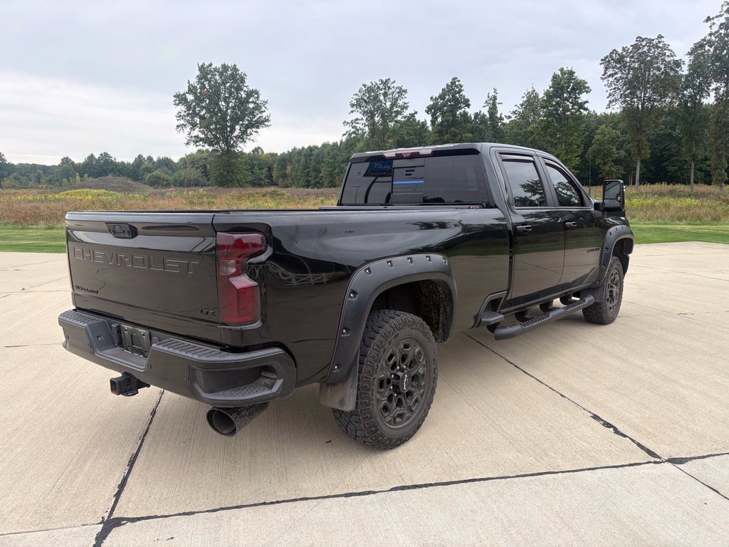 Used 2021 Chevrolet Silverado 3500 LTZ w/ LTZ Plus Package AWD/4WD image 6