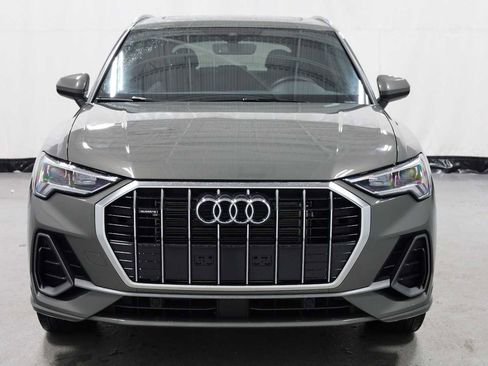 Certified 2025 Audi Q3 2.0T Premium w/ Convenience Package image 13