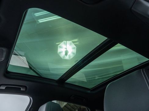 Used 2022 Audi Q3 2.0T Premium w/ Black Optic Sport Package image 23