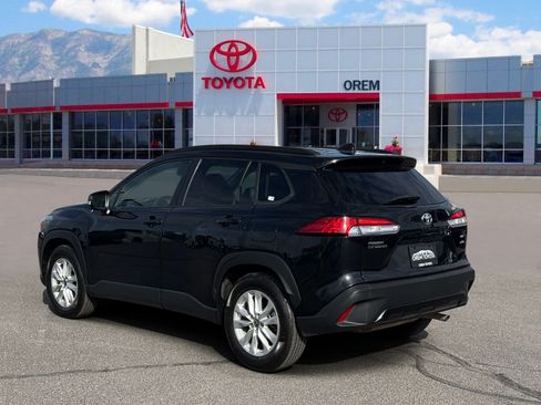 Used 2024 Toyota Corolla Cross LE AWD/4WD image 5