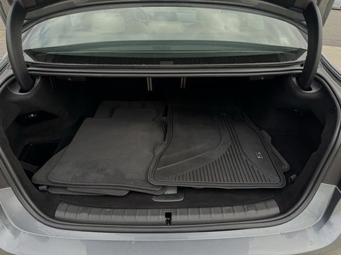 Used 2018 BMW 530e xDrive image 12