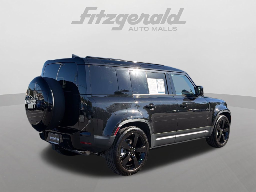 Used 2026 Land Rover Defender 110 S AWD/4WD image 8