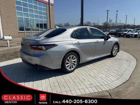Used 2024 Toyota Camry LE image 2