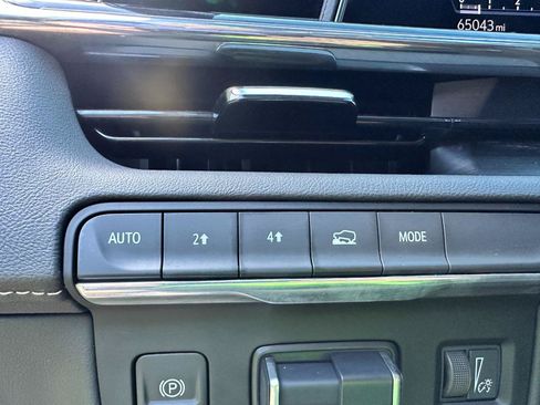 Used 2023 Cadillac Escalade Sport AWD/4WD image 48