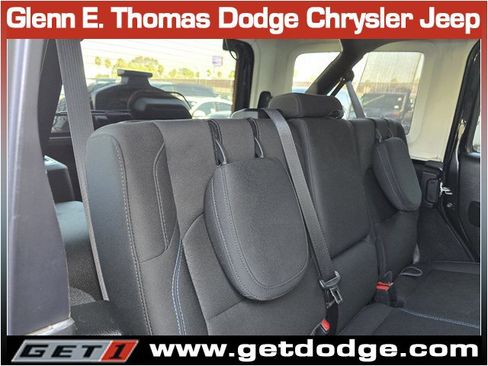 Certified 2022 Jeep Wrangler Unlimited Rubicon image 30