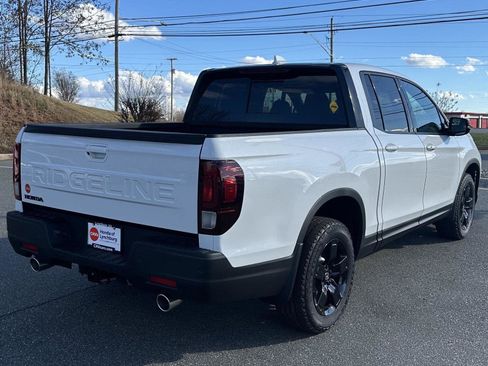 New 2026 Honda Ridgeline Black Edition image 5