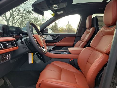 New 2026 Lincoln Aviator Reserve image 16