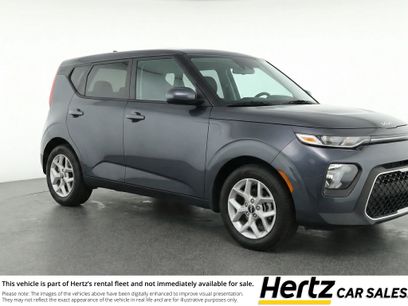 Used 2025 Kia Soul LX w/ LX Technology Package
