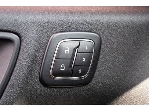 Used 2025 Ford Escape Platinum AWD/4WD image 23
