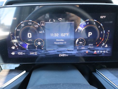 Used 2025 Chevrolet Tahoe Premier image 27