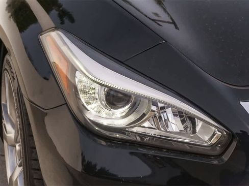 Used 2015 INFINITI Q70 L 5.6 w/ V8 Deluxe Technology Package image 4