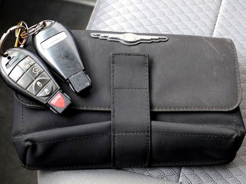 Used 2008 Chrysler Town & Country Touring image 16