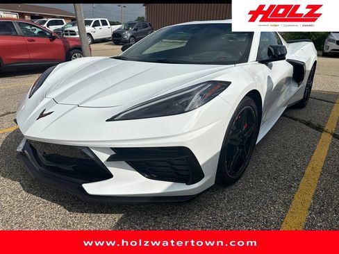Used 2024 Chevrolet Corvette Stingray Preferred Cpe w/ Z51 Performance Package RWD image 1