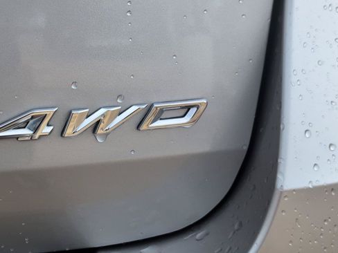 Used 2023 Ford Explorer XLT w/ Equipment Group 202A AWD/4WD image 12