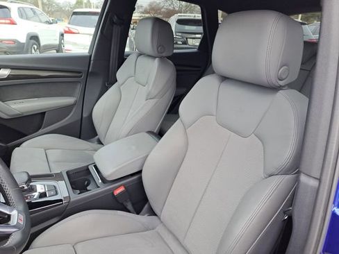Used 2022 Audi SQ5 Premium w/ Convenience Package image 5