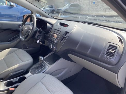 Used 2015 Kia Forte LX FWD image 17