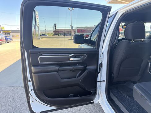 Used 2023 RAM 1500 Big Horn AWD/4WD image 7