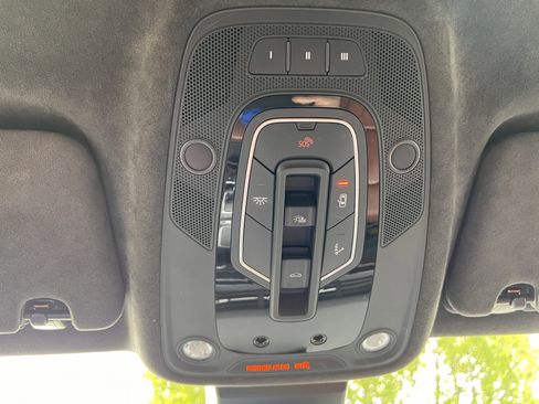 Used 2018 Audi Q7 3.0T Prestige w/ Prestige Package image 28