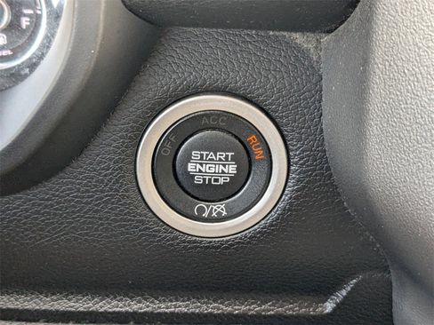 Used 2024 RAM 3500 Big Horn image 24