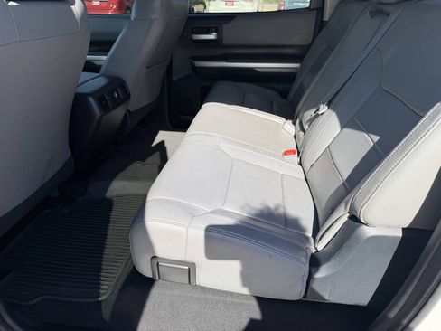 Used 2016 Toyota Tundra Limited w/ Limited Premium Package AWD/4WD image 17