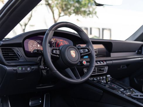 Used 2026 Porsche 911 Carrera GTS RWD image 5