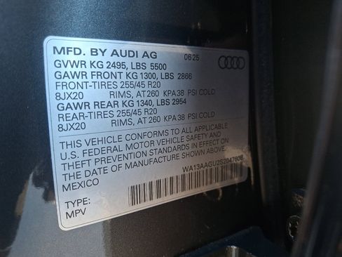 Certified 2025 Audi Q5 Prestige image 31