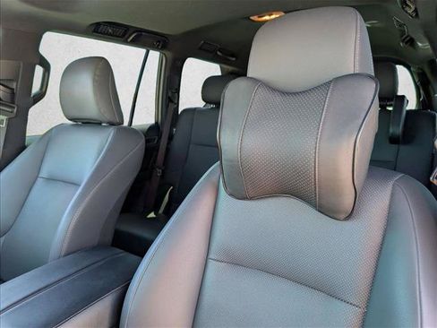 Used 2021 Lexus GX 460 Premium w/ Premium Plus Package AWD/4WD image 18