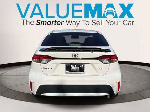 Used 2021 Toyota Corolla LE FWD image 4