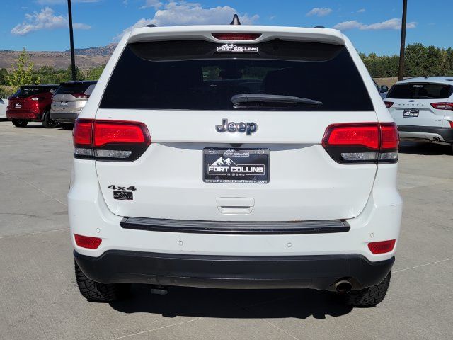Used 2018 Jeep Grand Cherokee Laredo AWD/4WD image 10
