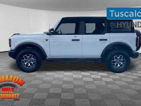 Used 2023 Ford Bronco Badlands image 5