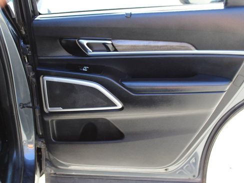 Used 2021 Kia Telluride EX w/ EX Premium Package image 23