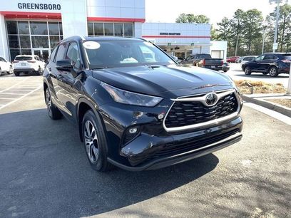 Used 2023 Toyota Highlander XLE
