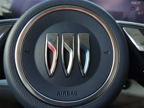 New 2026 Buick Enclave Avenir image 27