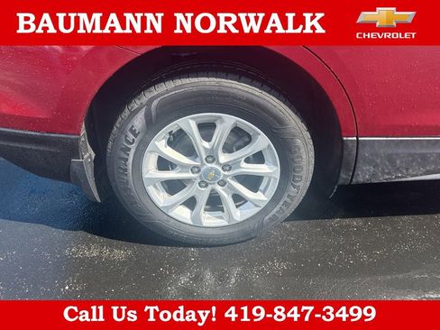 Used 2018 Chevrolet Equinox LT FWD image 20