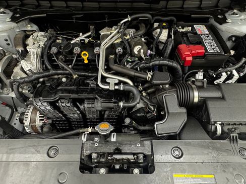 Used 2023 Nissan Altima 2.5 SR w/ SR Premium Package image 34