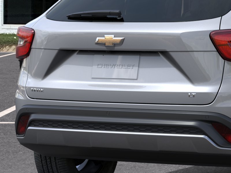 New 2026 Chevrolet Trax LT w/ Driver Confidence Package FWD image 14