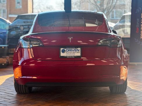 Used 2021 Tesla Model 3 Performance image 8