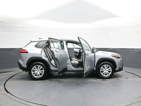 Certified 2024 Toyota Corolla Cross L image 41