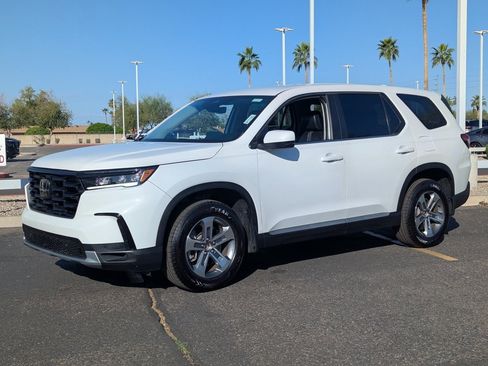 Used 2023 Honda Pilot EX-L image 2