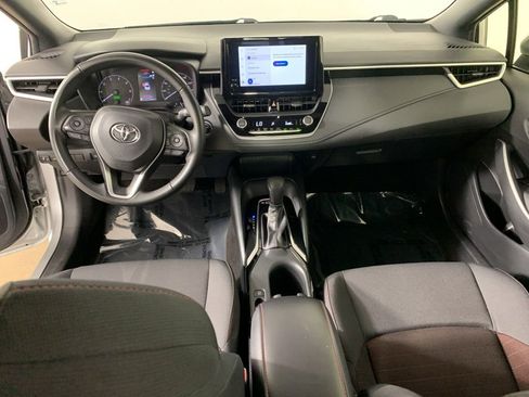 Used 2025 Toyota Corolla SE FWD image 33