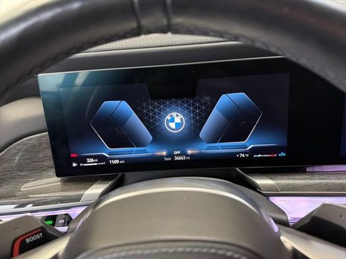 Used 2024 BMW 740i RWD image 13