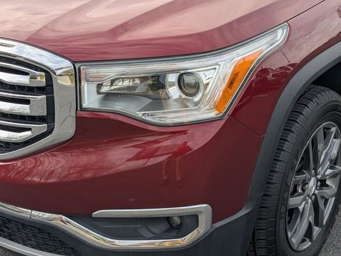 Used 2018 GMC Acadia SLT image 12